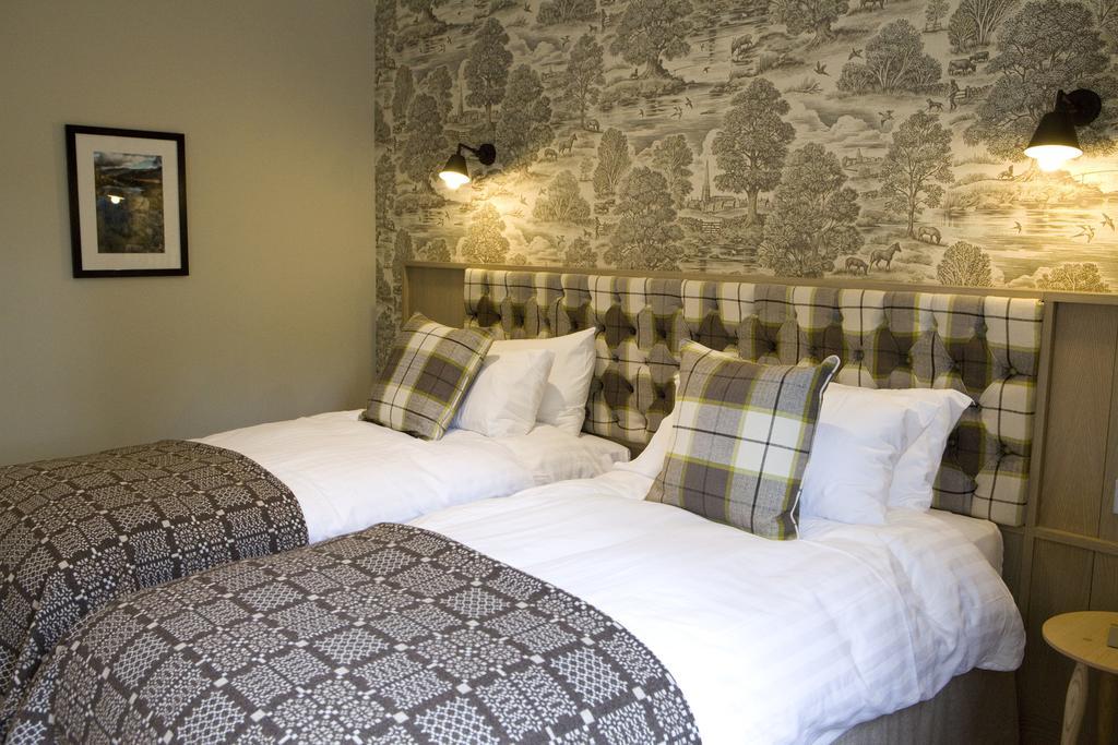Saracens Head Hotel Beddgelert Exterior photo